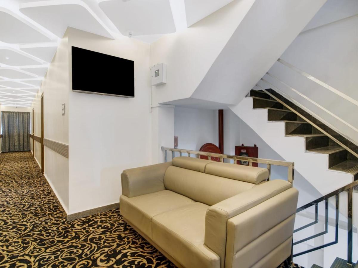 The Superb Hotel Pvt Ltd Hyderabad Exterior foto